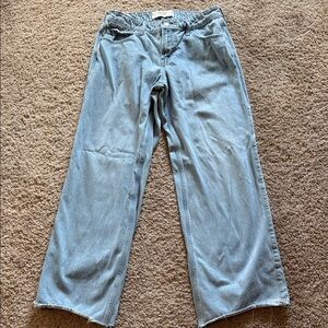 Hollister Women's Straight Leg Jeans in Light Blue
